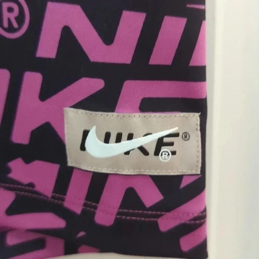 NIKE one women's biker shorts - Picture 2 of 10
